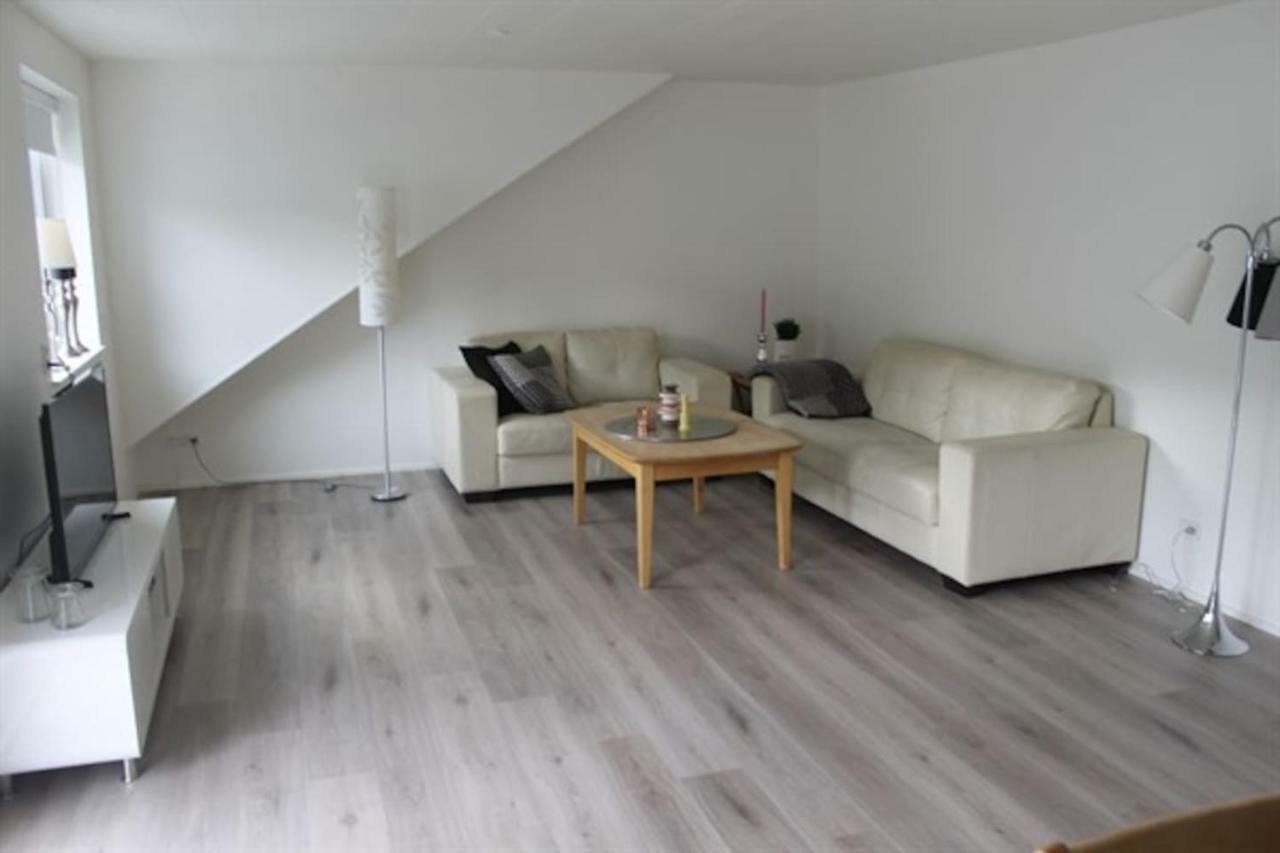 Private Spacious Home In City Center Klaksvík المظهر الخارجي الصورة